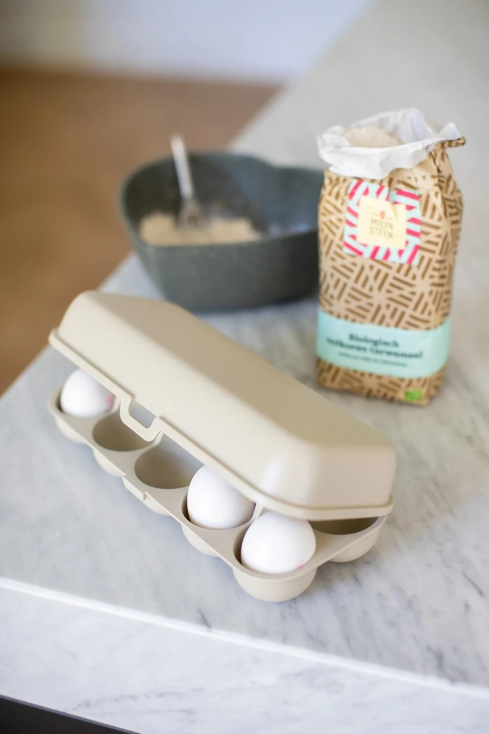 Koziol Eierbox In Sand 6 Koziol Eierbox In Sand - Image 4