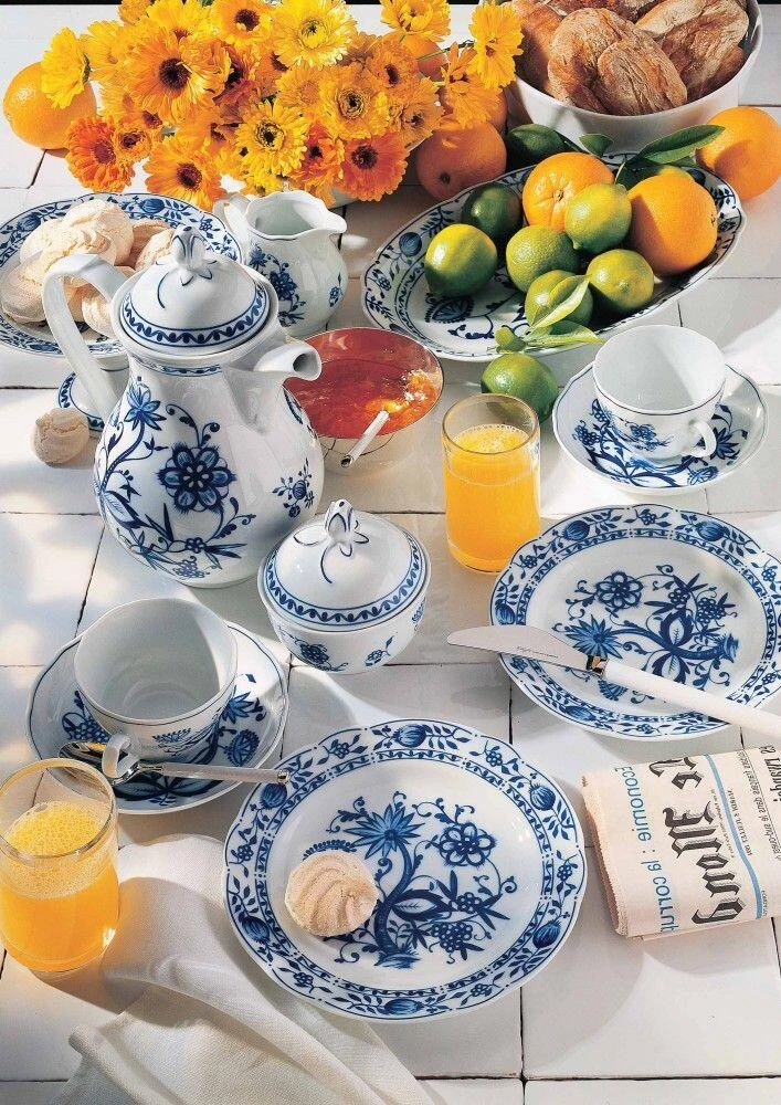 Kahla Rossella Eierbecher Mit Fuß In Zwiebelmuster 5 Kahla Rossella Eierbecher Mit Fuß In Zwiebelmuster - Image 3